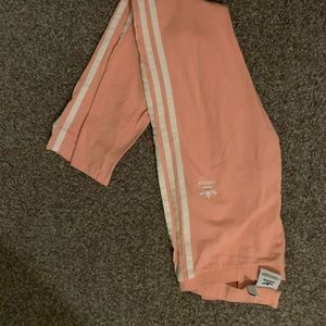 Adidas leggings